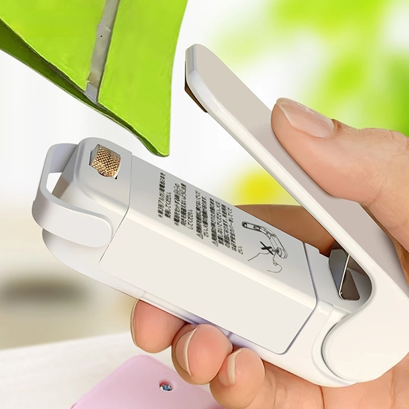 Mini Heat Sealer Handheld Bag  - Food Storage Keep Warm review and price
